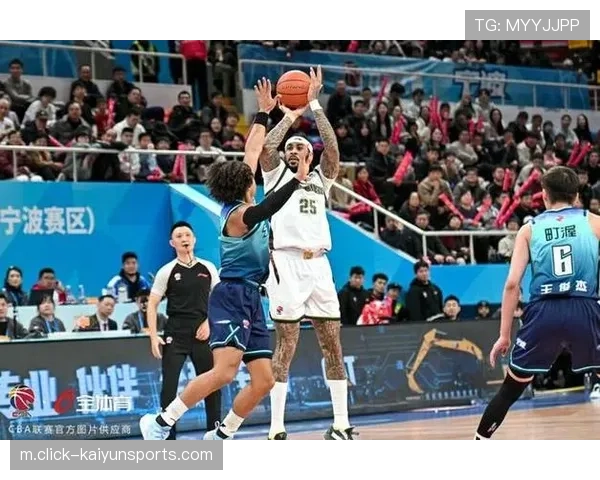 宁波町渥法尔5记盖帽护框出色,内线防守威慑力十足 宁波町渥法尔5记盖帽护框出色,内线防守威慑力十足